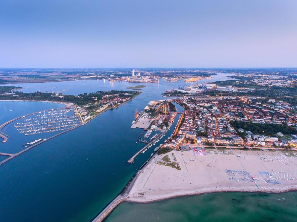 Appartement Sonnendeck, Direkt Am Leuchtturm à Rostock Extérieur photo